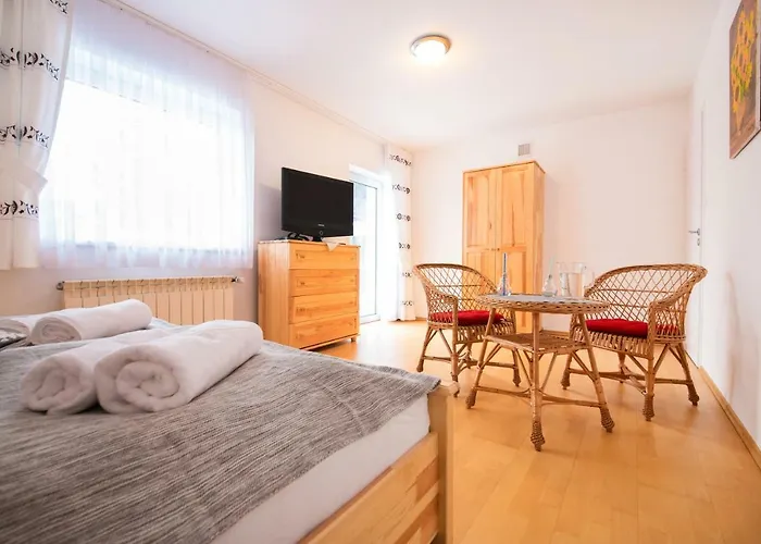 Cichy Potok זקופאנה